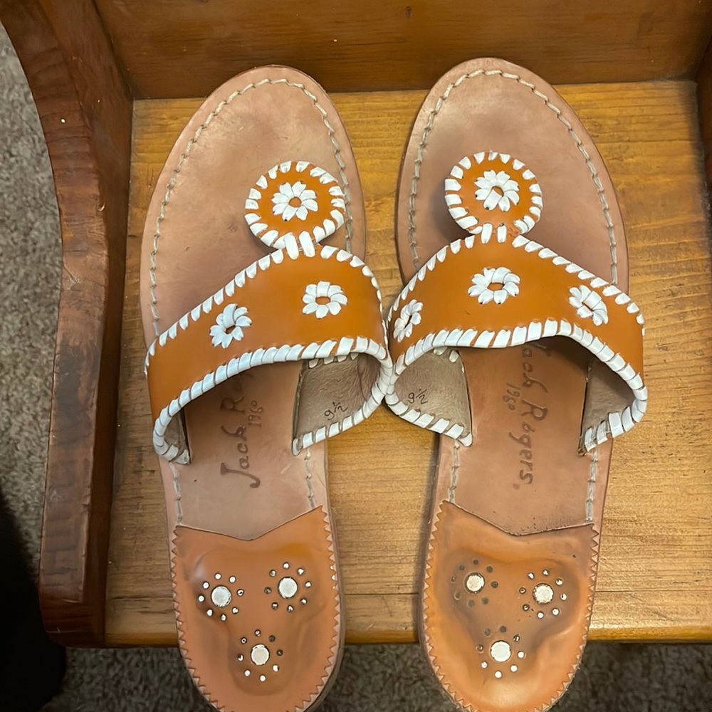 Jack Rogers orange and white sandals 9 1/2
